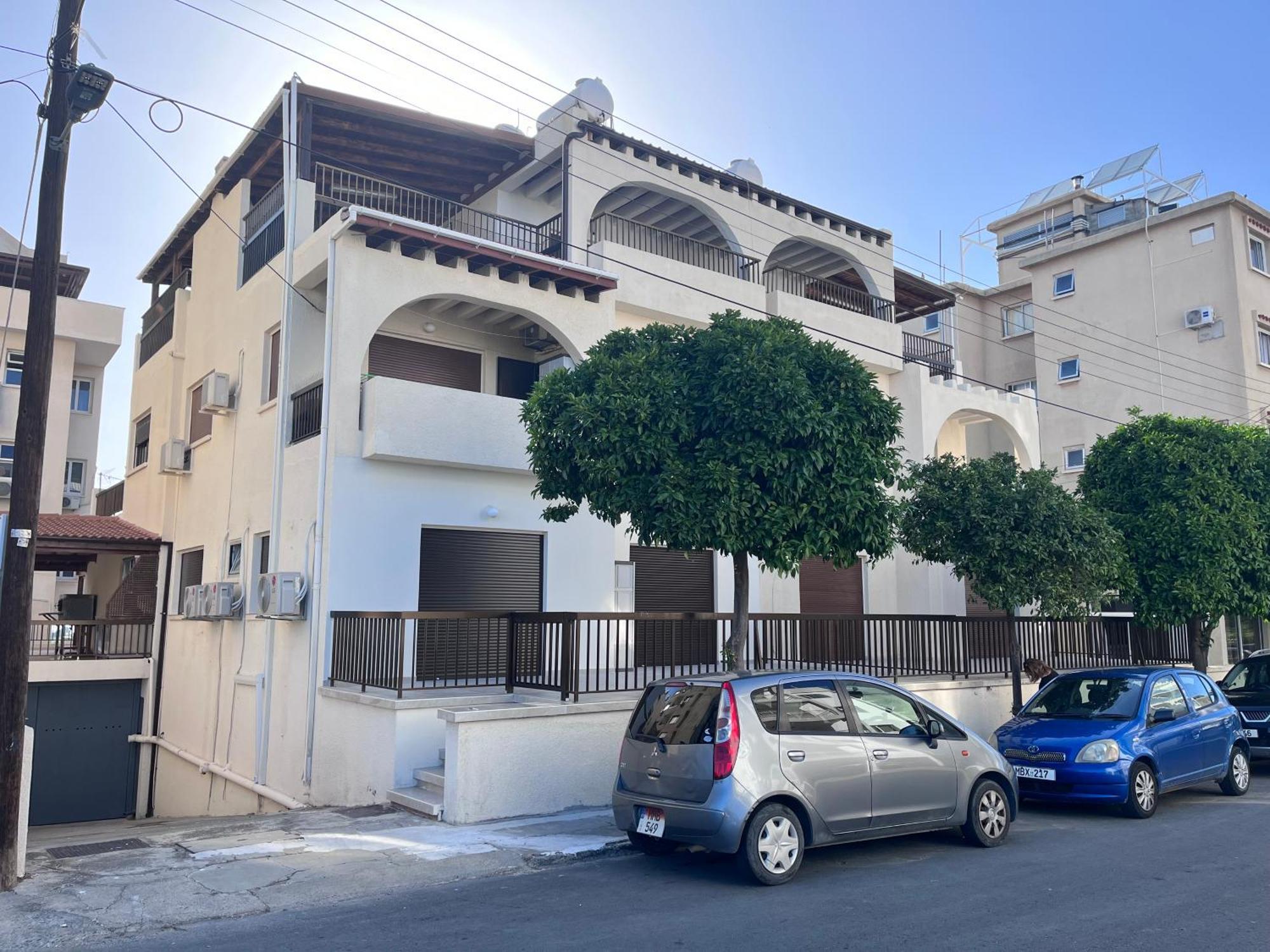 Modern Apartment Near Mckenzie Beach Larnaca Ngoại thất bức ảnh
