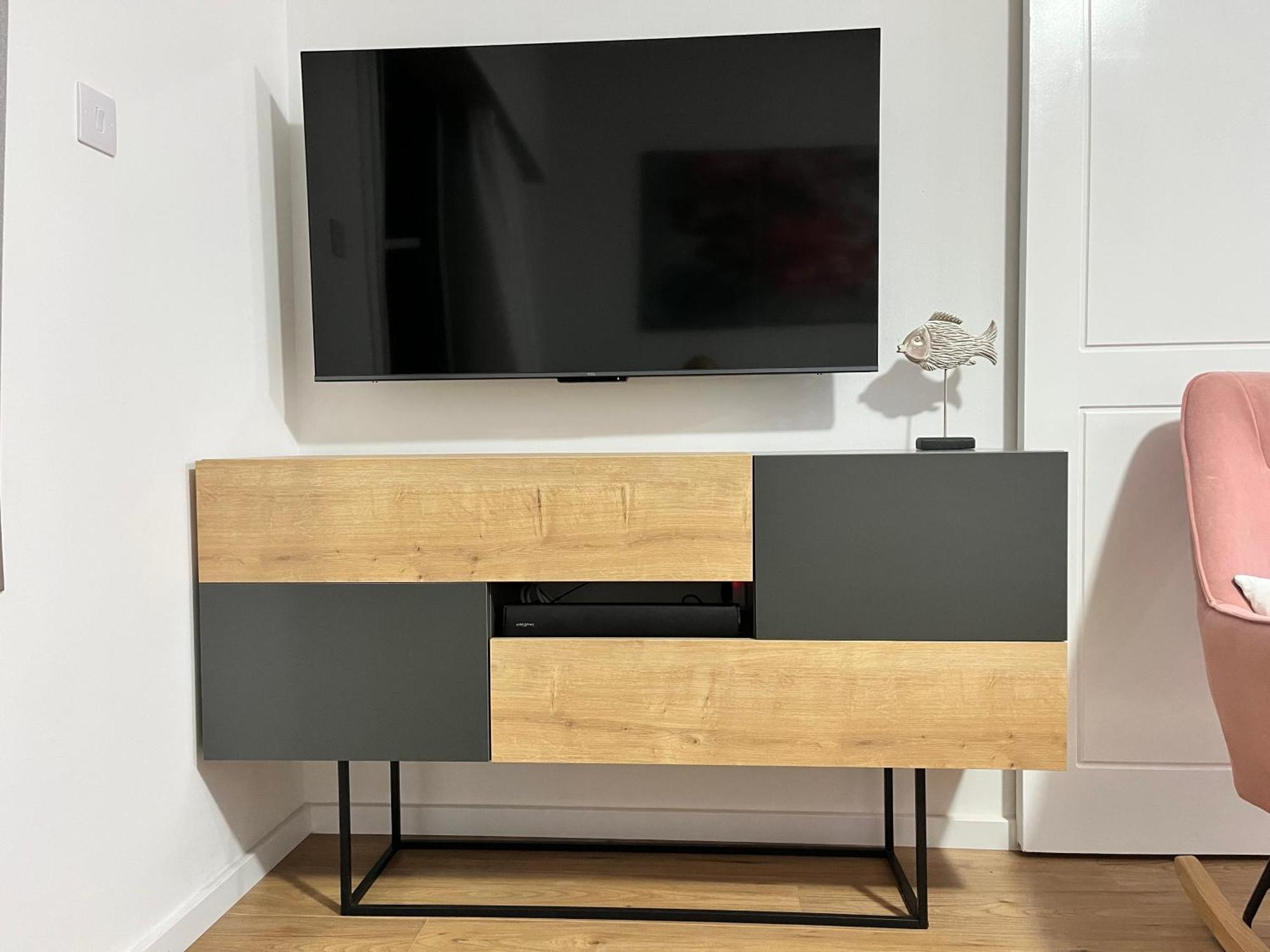 Modern Apartment Near Mckenzie Beach Larnaca Ngoại thất bức ảnh