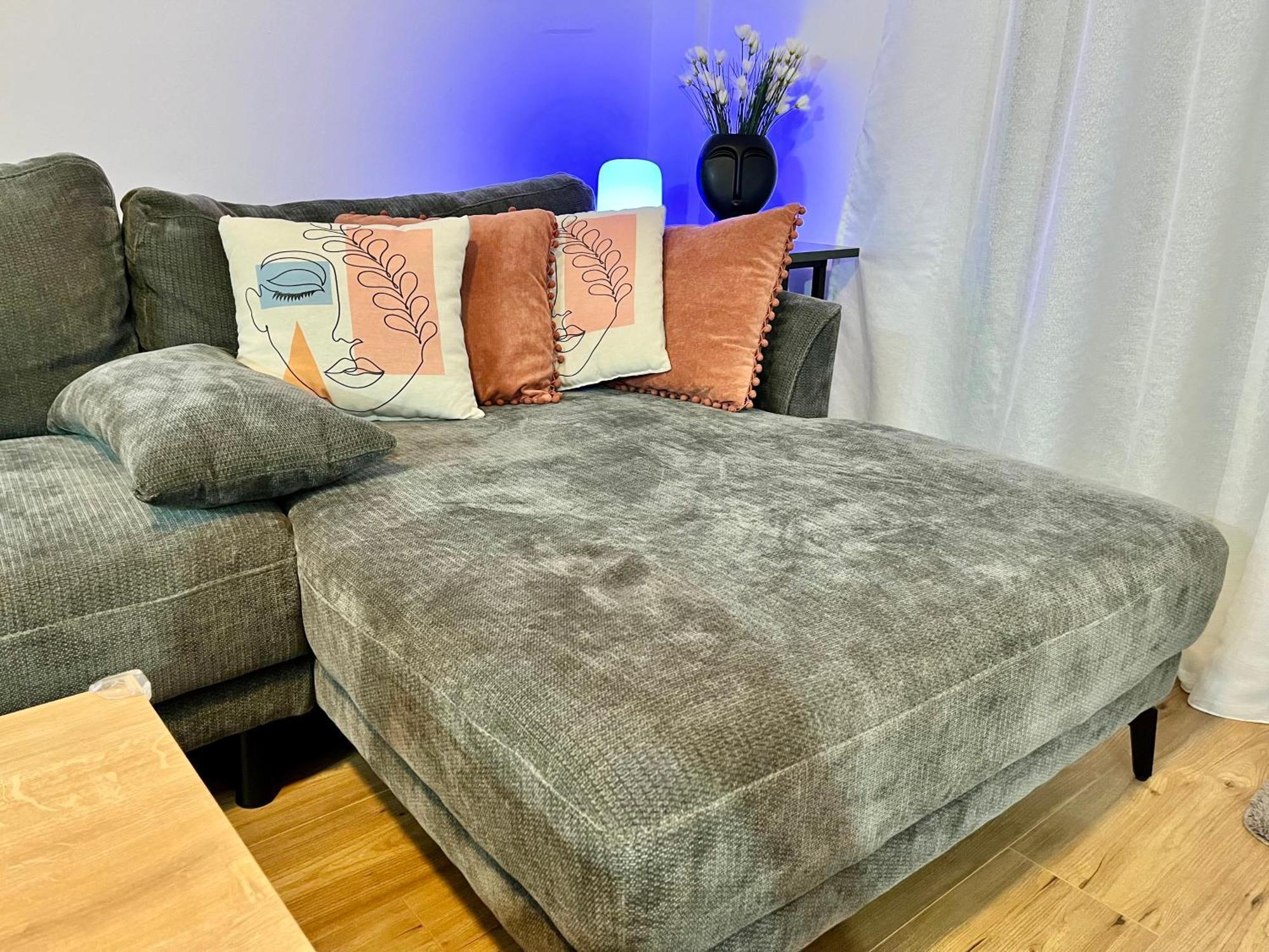 Modern Apartment Near Mckenzie Beach Larnaca Ngoại thất bức ảnh
